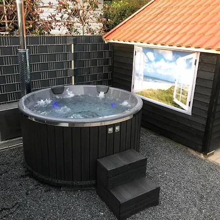Horská chata Wellness Hottub & Sauna In Het Bos