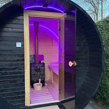 シャレー Luxe Gerenoveerde L-chalet プッテン